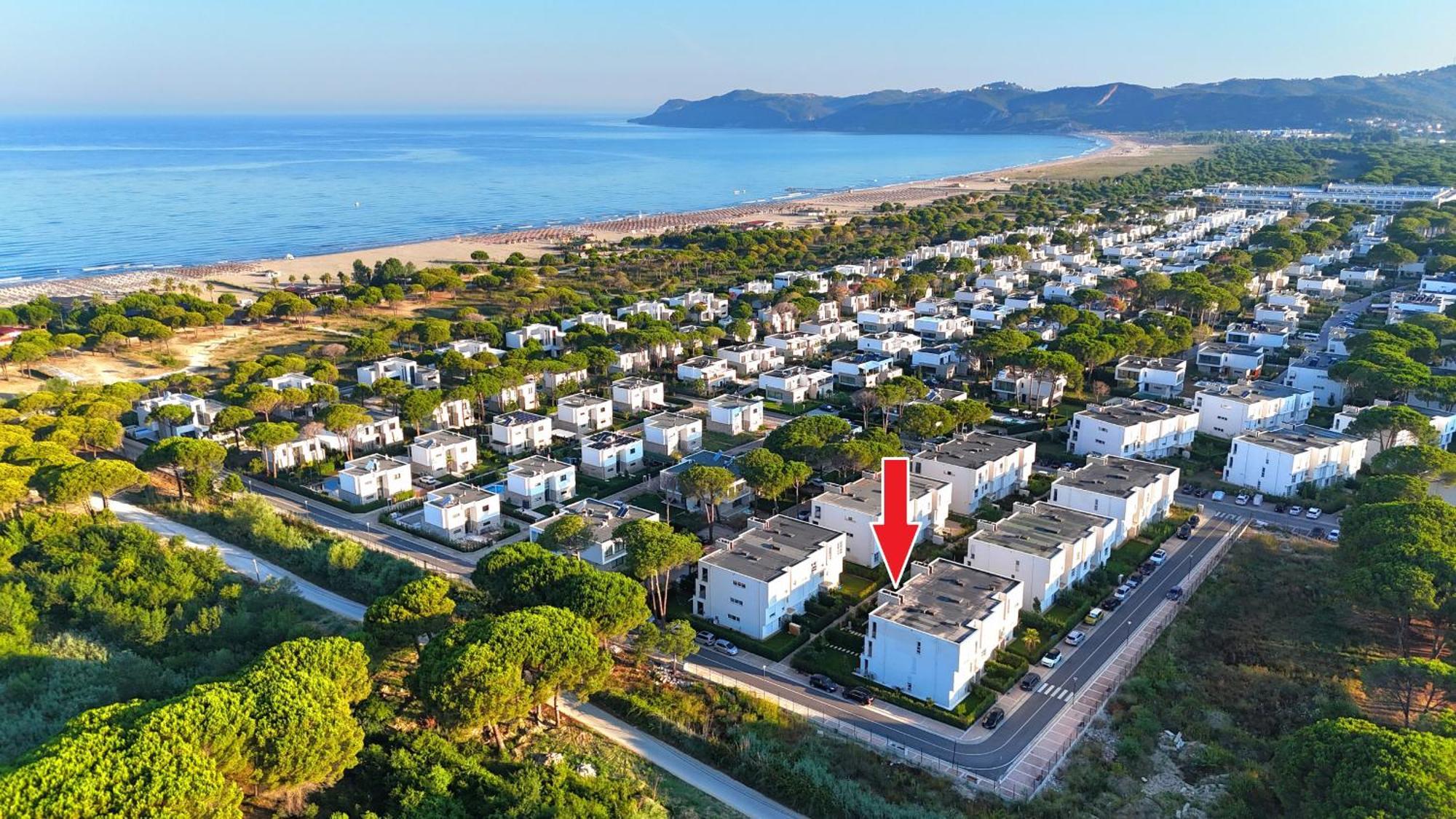 Sandy Pine Retreat - 300 * Durres